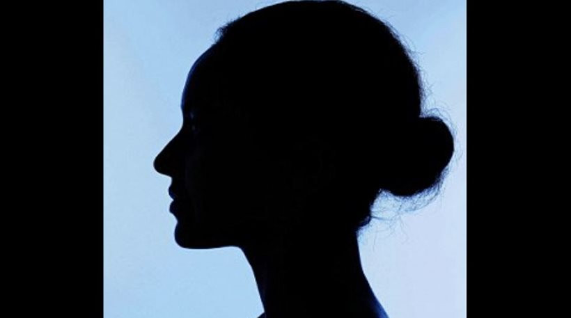 «Lion mama»: Μητέρα έτρεξε 3χλμ., μαχαίρωσε τους βιαστές της κόρης της και αθωώθηκε
